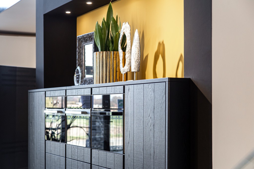 Якісне складання меблів у Києві: як відрізнити професійний монтаж