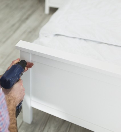 збірка меблів київ