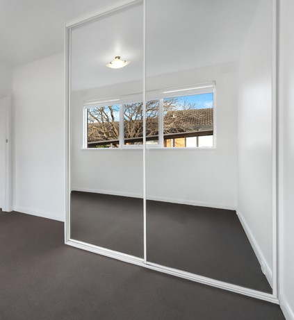 збірка меблів київ